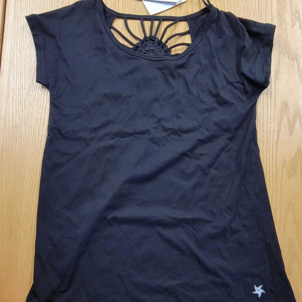 Black Short Sleeved Tee with Ornate Crochet Design